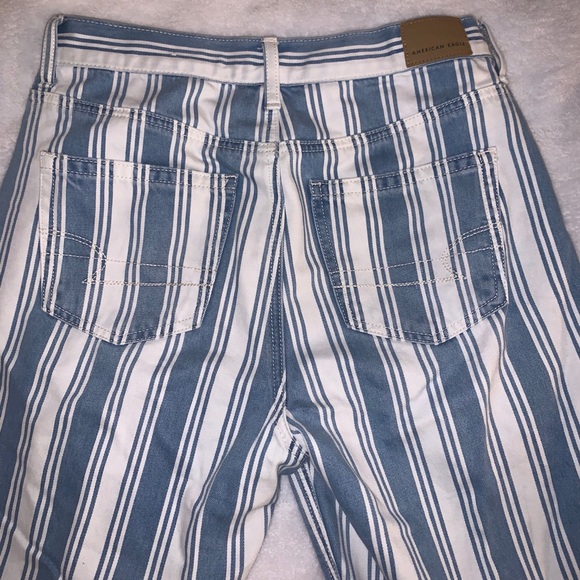 American Eagle Mom Jeans - Picture 2 of 3